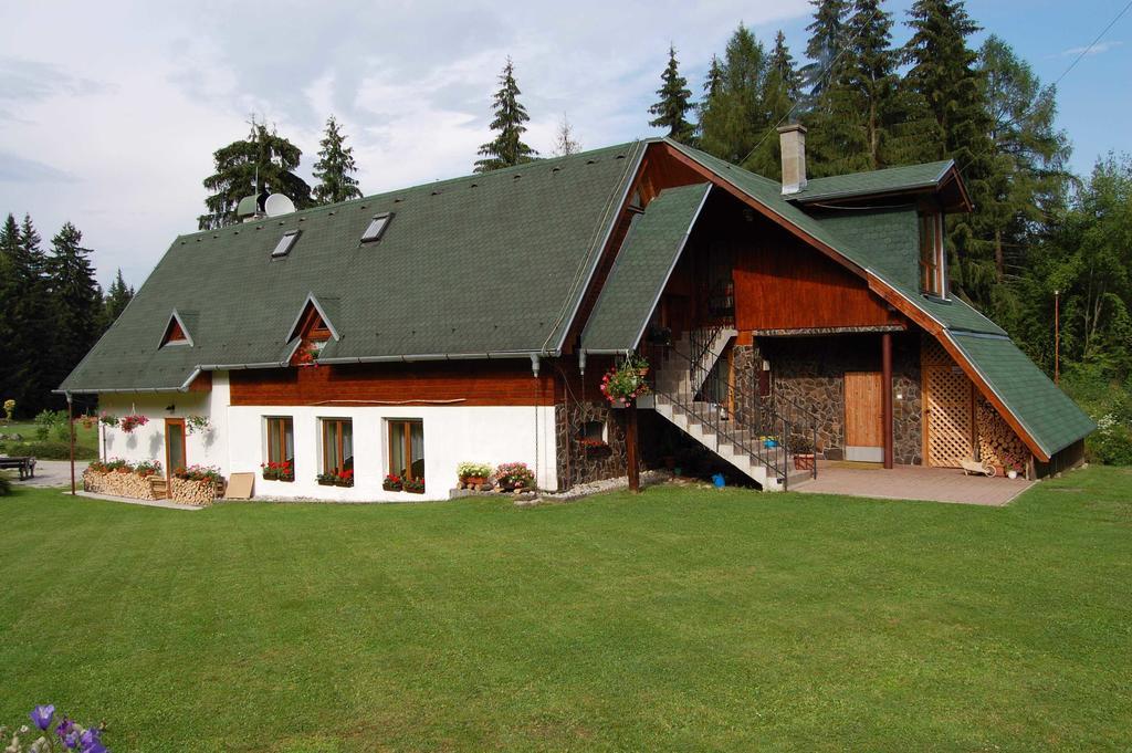 Penzion Pod Dobakom Lazisko Extérieur photo